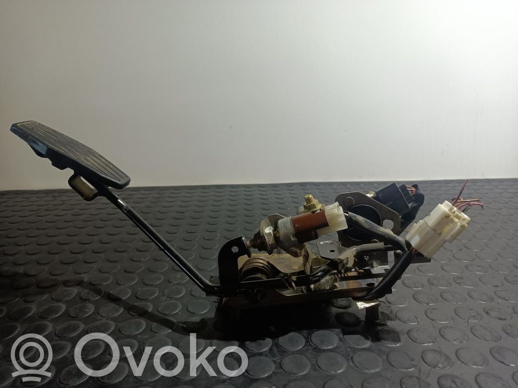 Opel Vectra B Accelerator throttle pedal 