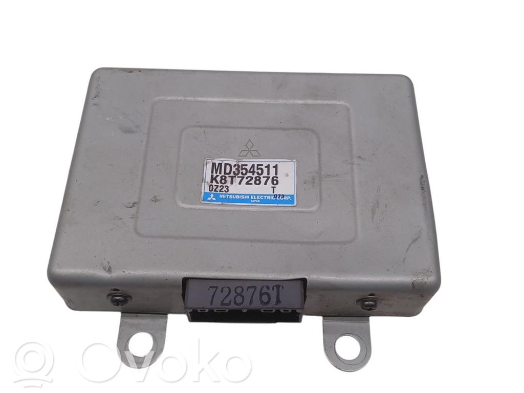 Unidad de control/módulo ECU del motor   MD354511