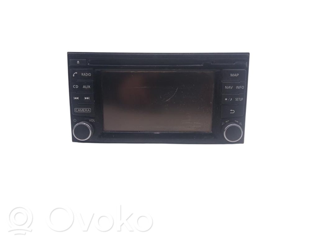 Nissan Juke I F15 Panel / Radioodtwarzacz CD/DVD/GPS 
