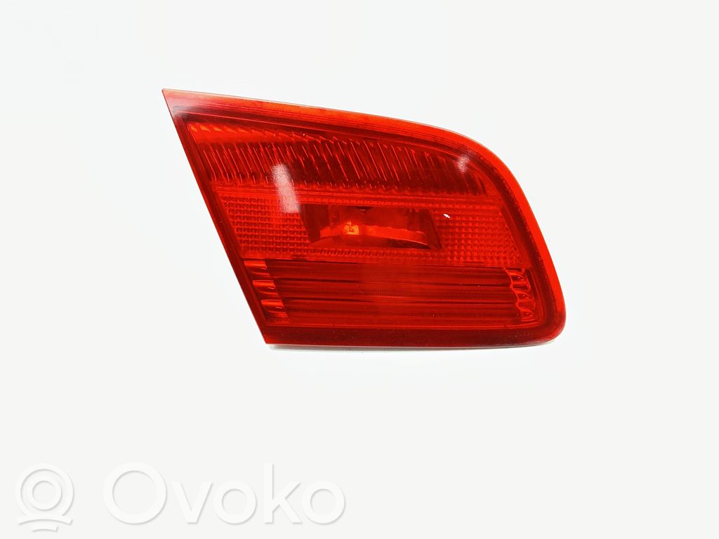 BMW 3 E46 Lampy tylnej klapy bagażnika 