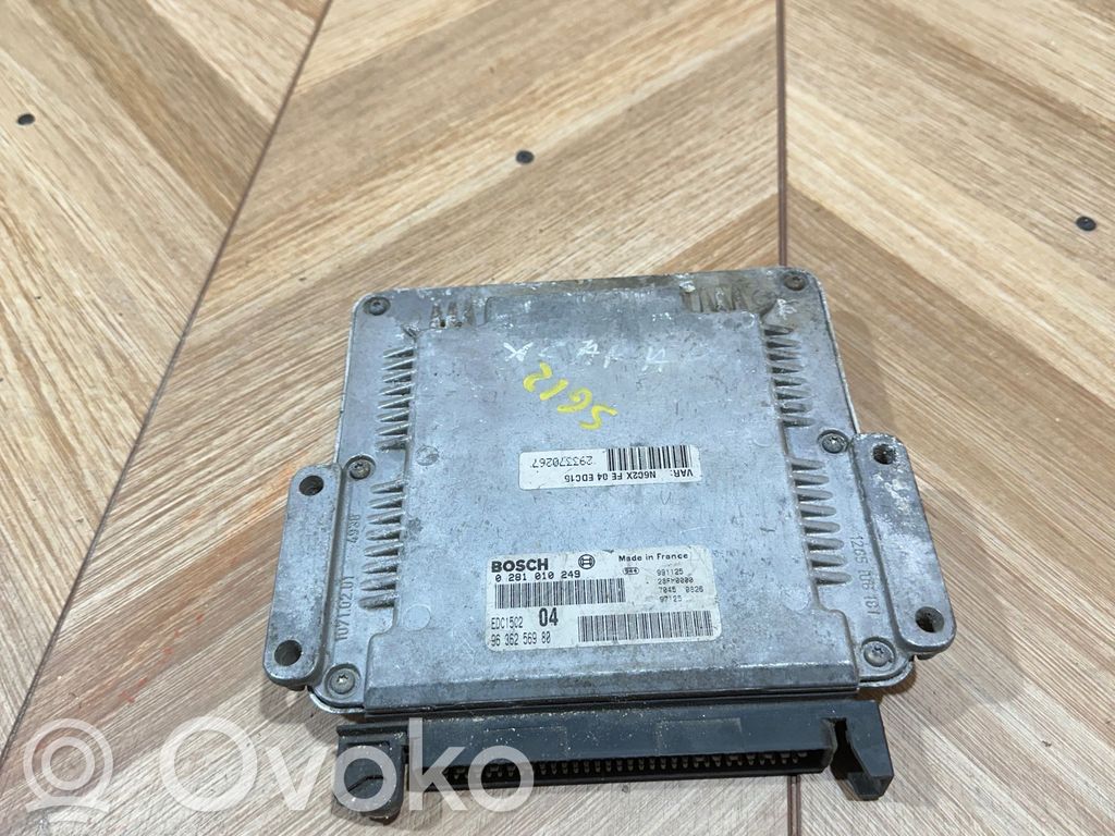 Peugeot 306 Engine control unit/module 