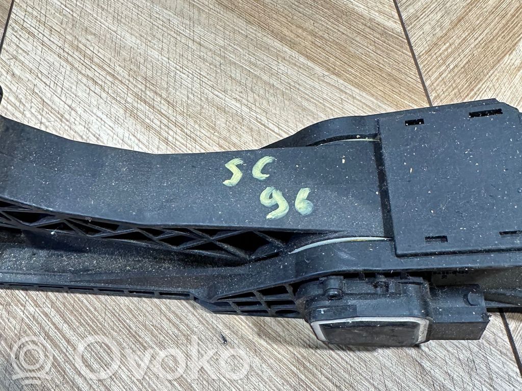 Mercedes-Benz ML W164 Pedał gazu / przyspieszenia 