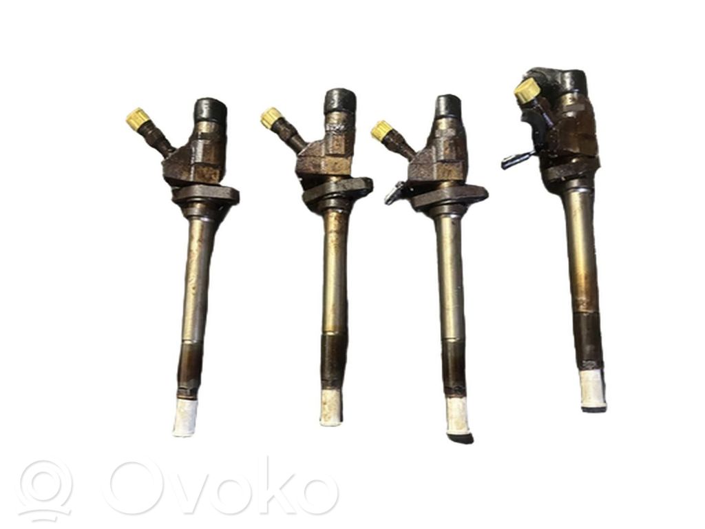 Inyector de combustible