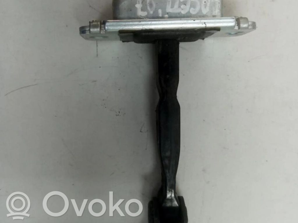 Tailgate hinge