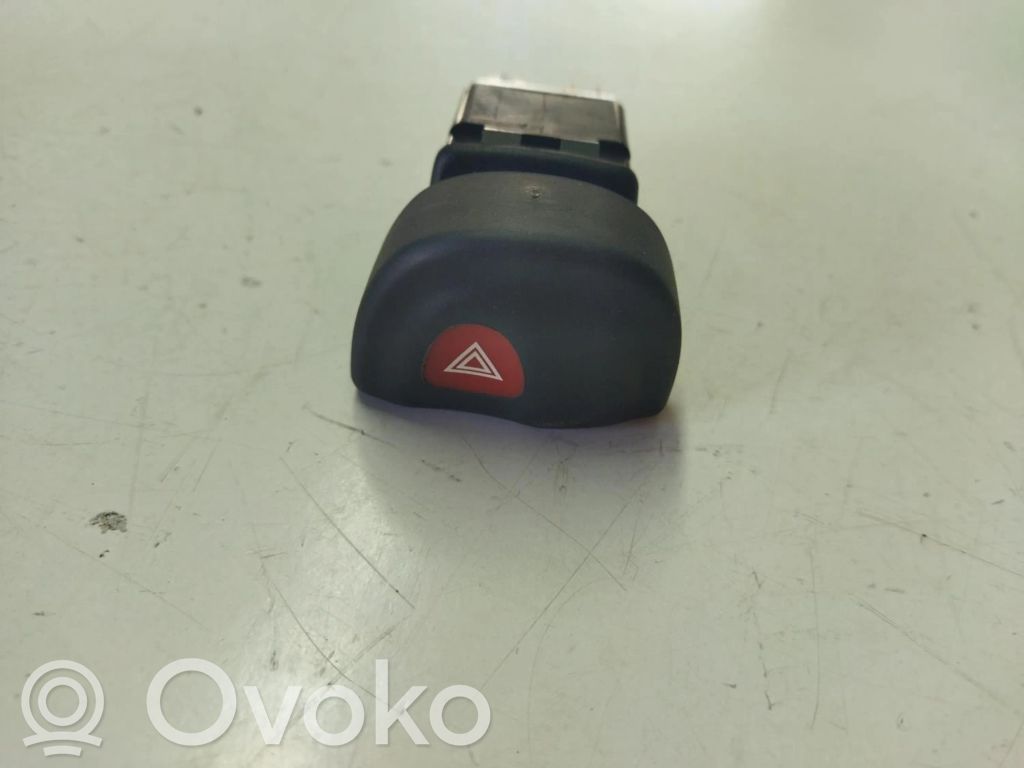 Botón interruptor de luz de peligro   430165