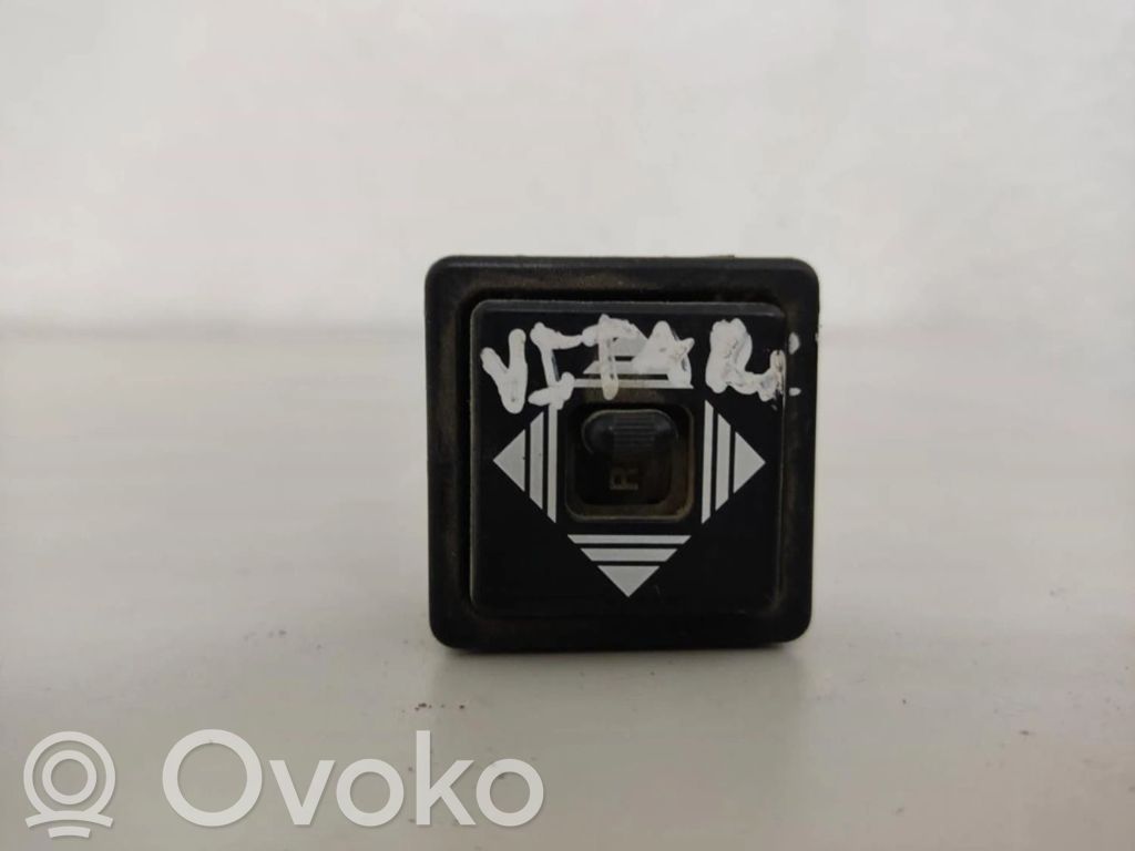 Suzuki Vitara (ET/TA) Wing mirror switch 