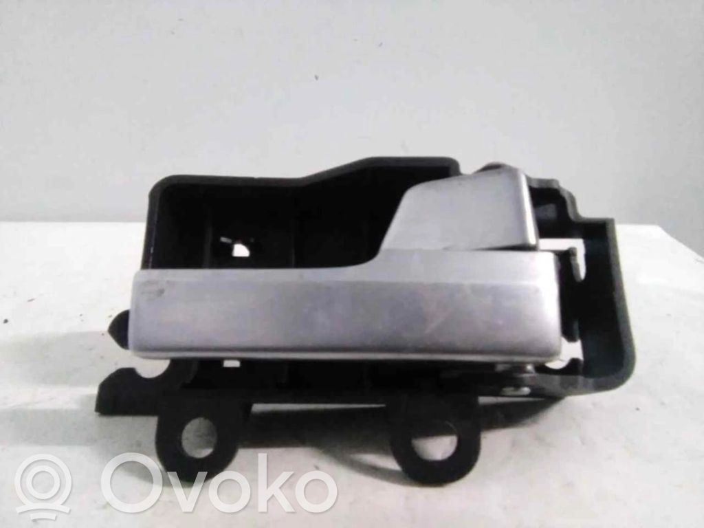 Manecilla interna puerta delantera   3M51R22600