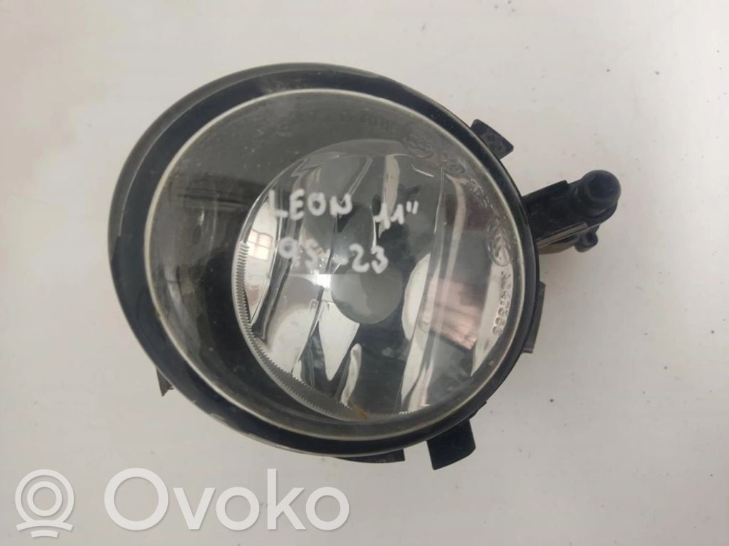 Seat Leon (1P) Luz de niebla delantera 