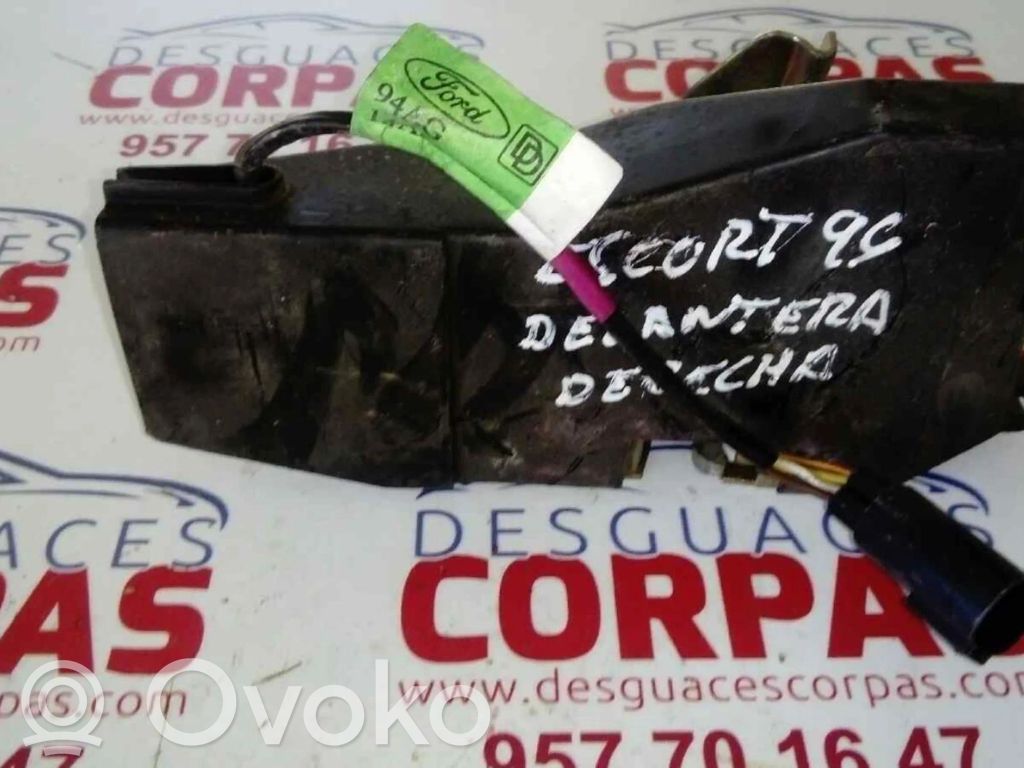 Rover 400 HH-R Zamek drzwi przednich 