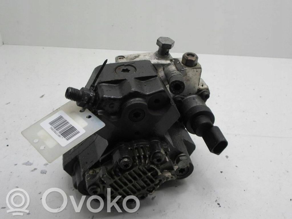 Audi A8 S8 D3 4E Fuel injection high pressure pump 