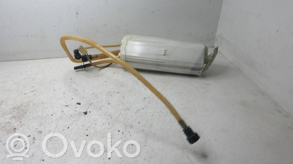 Audi A8 S8 D3 4E Bomba interna de combustible 