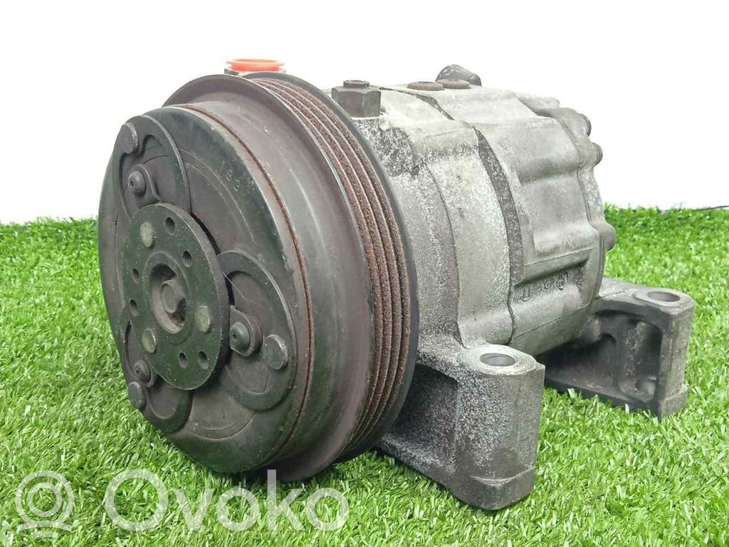 Subaru Forester SF Air conditioning (A/C) compressor (pump) 