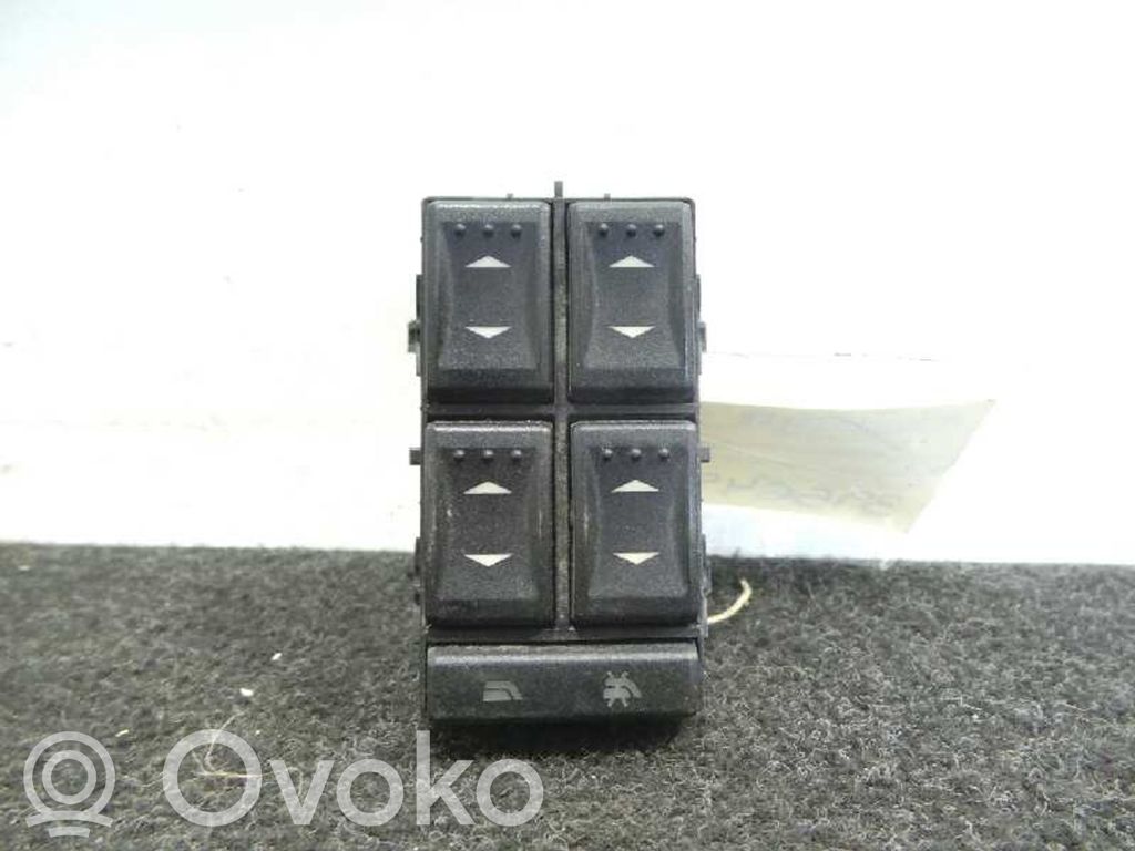 Ford Mondeo Mk III Electric window control switch 