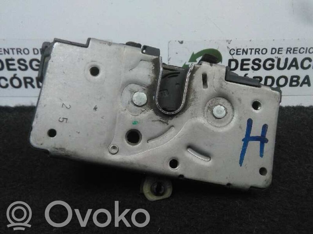 Peugeot Boxer Priekšpusē slēdzene 
