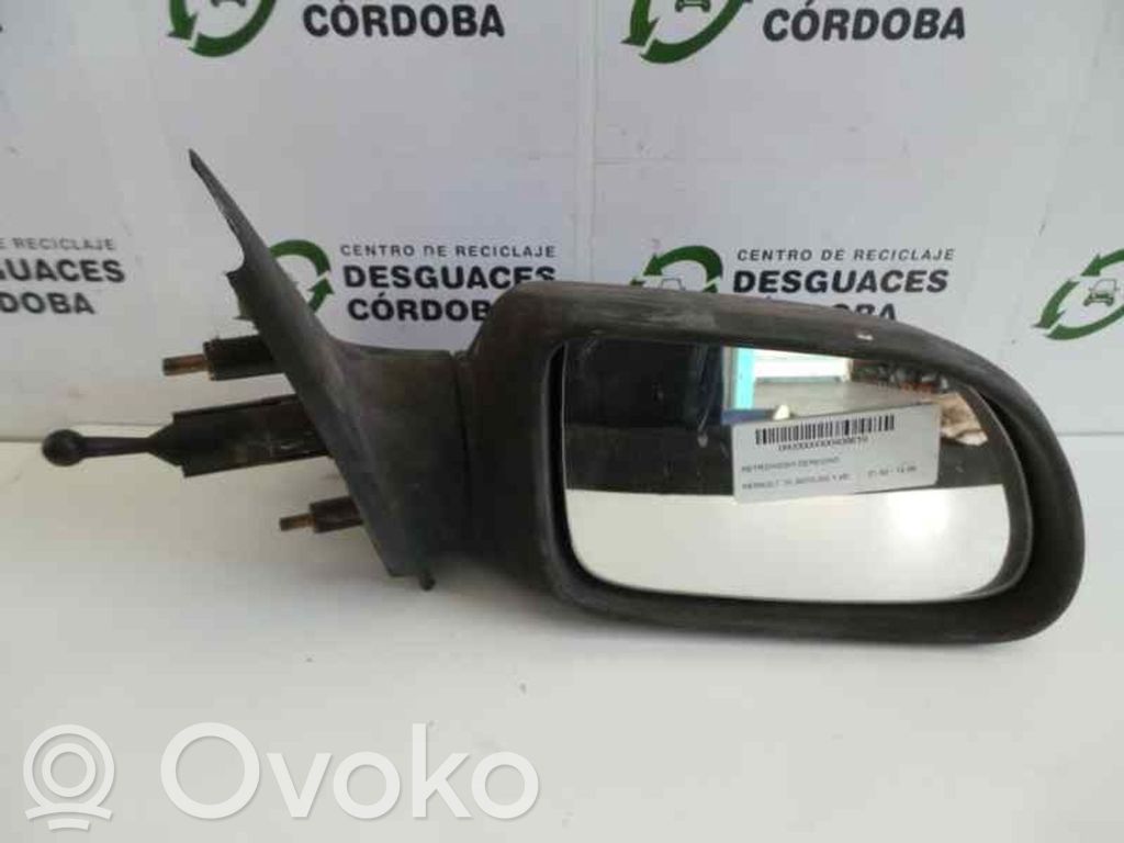 Renault 19 Front door electric wing mirror 