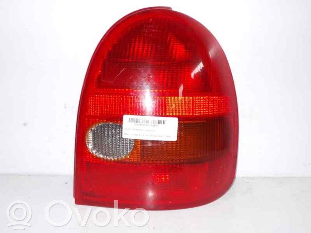 Rear/tail lights   CORSAB,3PUERTAS