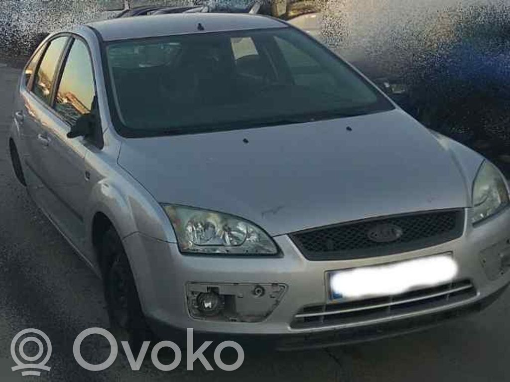Ford Focus Priekinis pusašis 