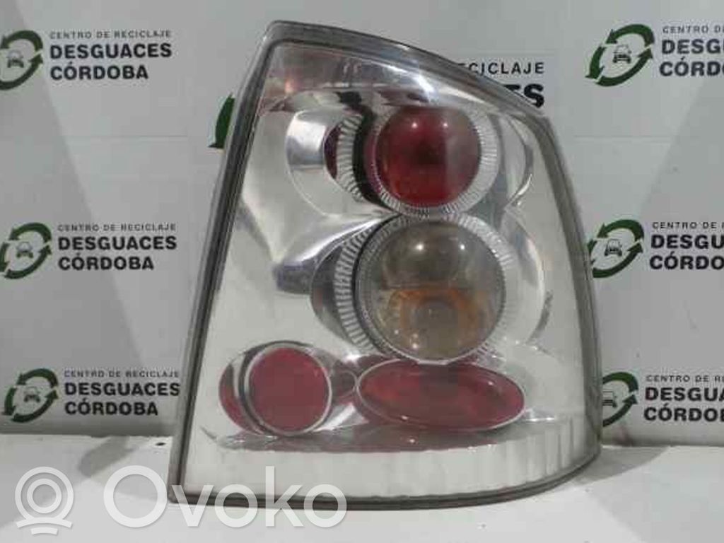 Opel Astra G Galinis žibintas kėbule 