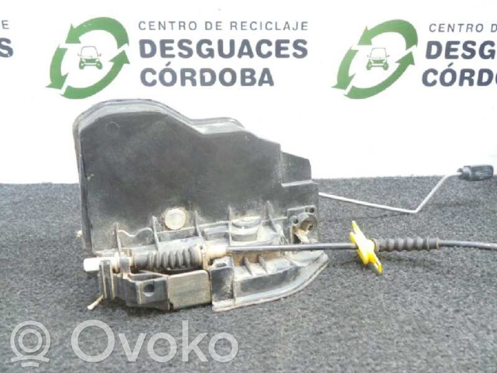 Cerradura de puerta delantera   7167065