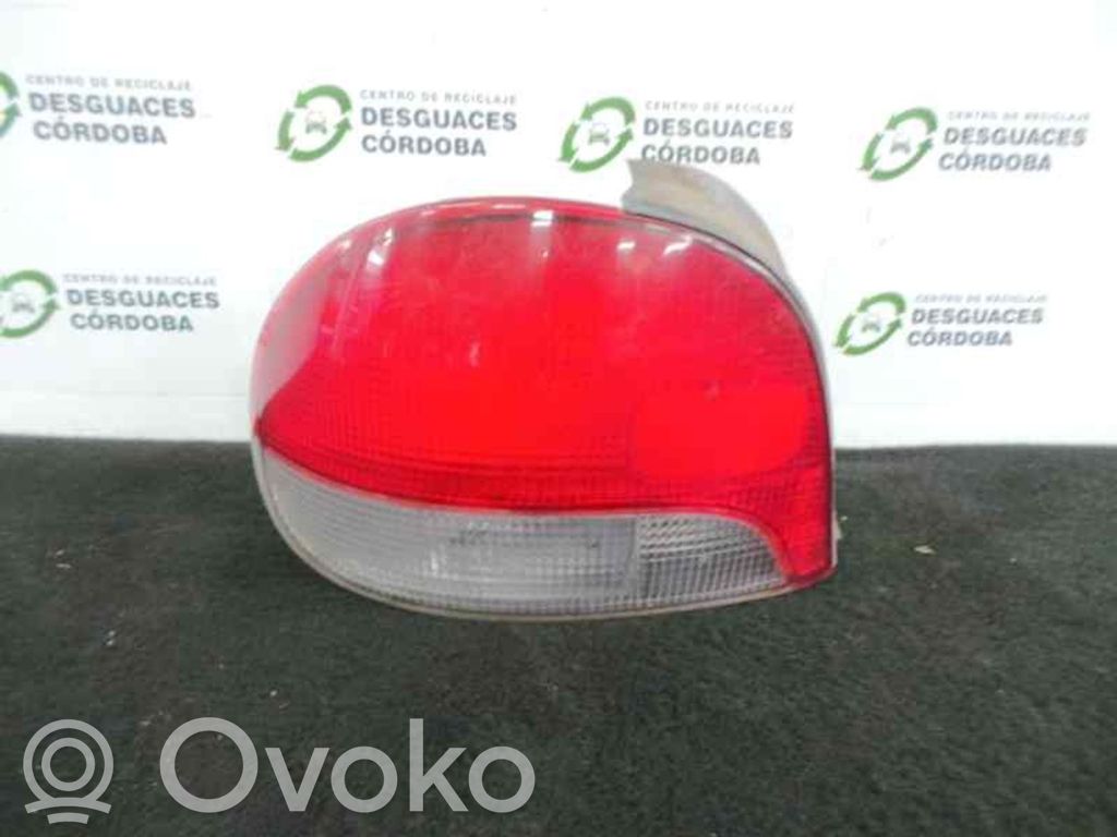 Hyundai Accent Задний фонарь в кузове 