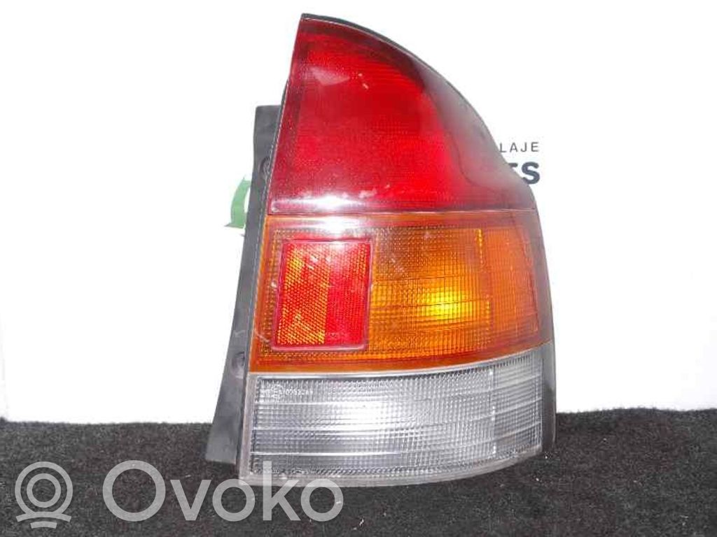 Rear/tail lights   9498