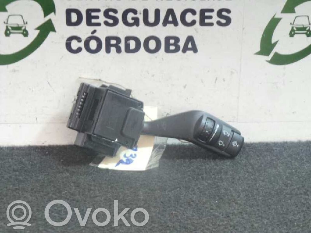Palanca de control del limpiaparabrisas