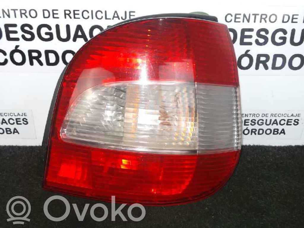 Rear/tail lights   9902