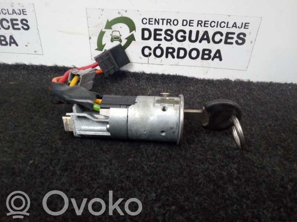 Aizdedzes atslēga   192CONECTORES,4CABLES