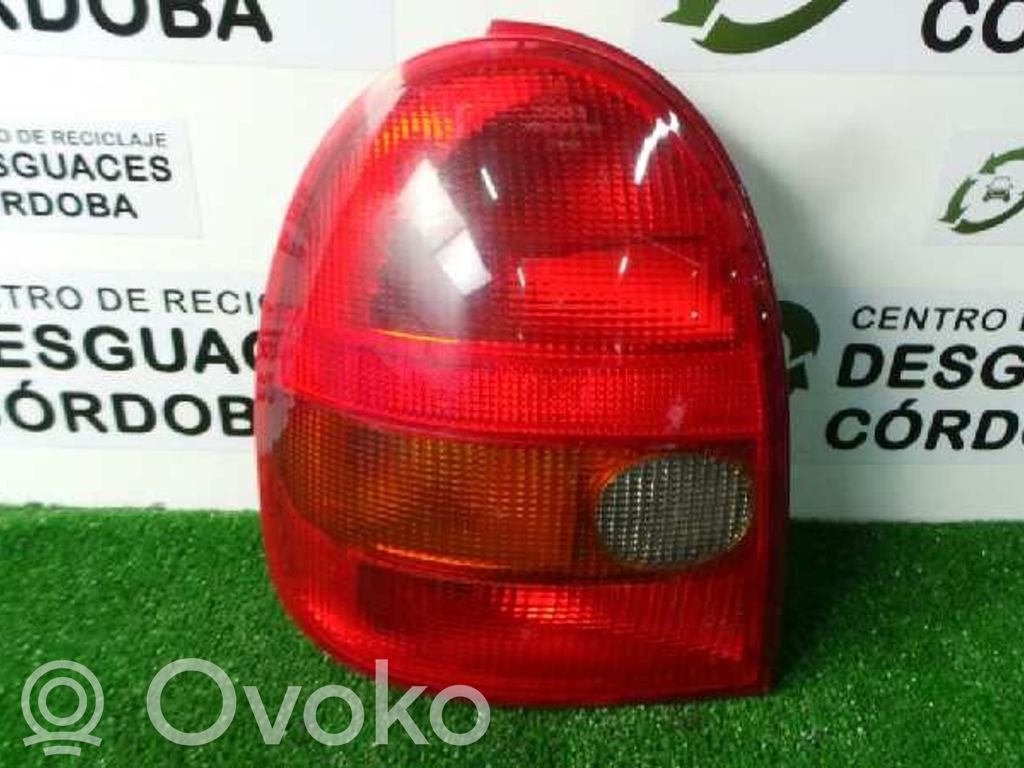 Rear/tail lights   CORSAB,3PUERTAS