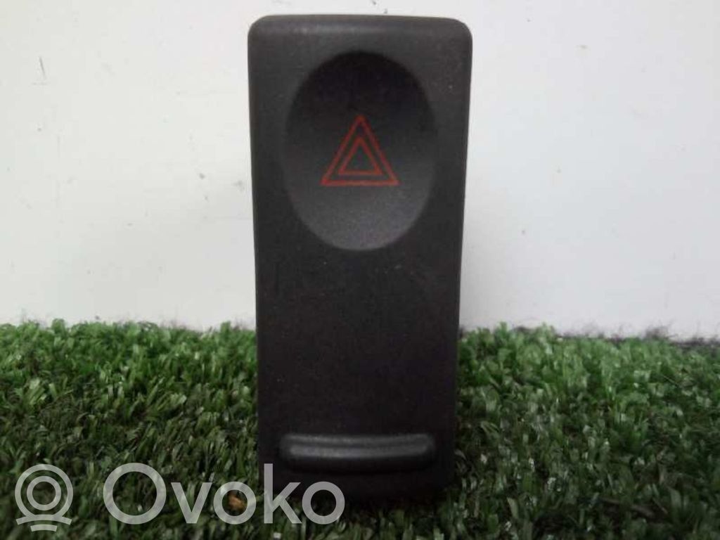 Hazard light switch   2SERIE