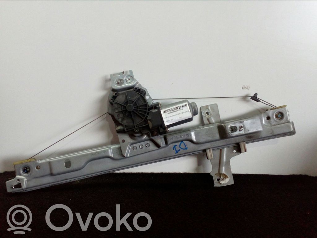 Peugeot 207 Front door manual window regulator 