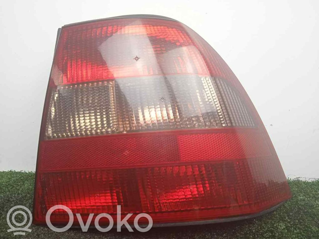 Opel Vectra B Galinis žibintas kėbule 