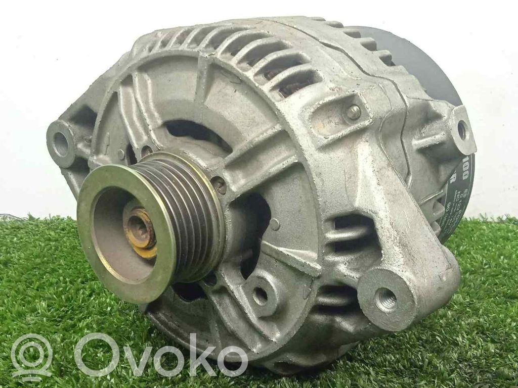 Opel Vectra B Generator/alternator 