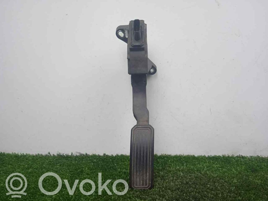 Acceleration sensor