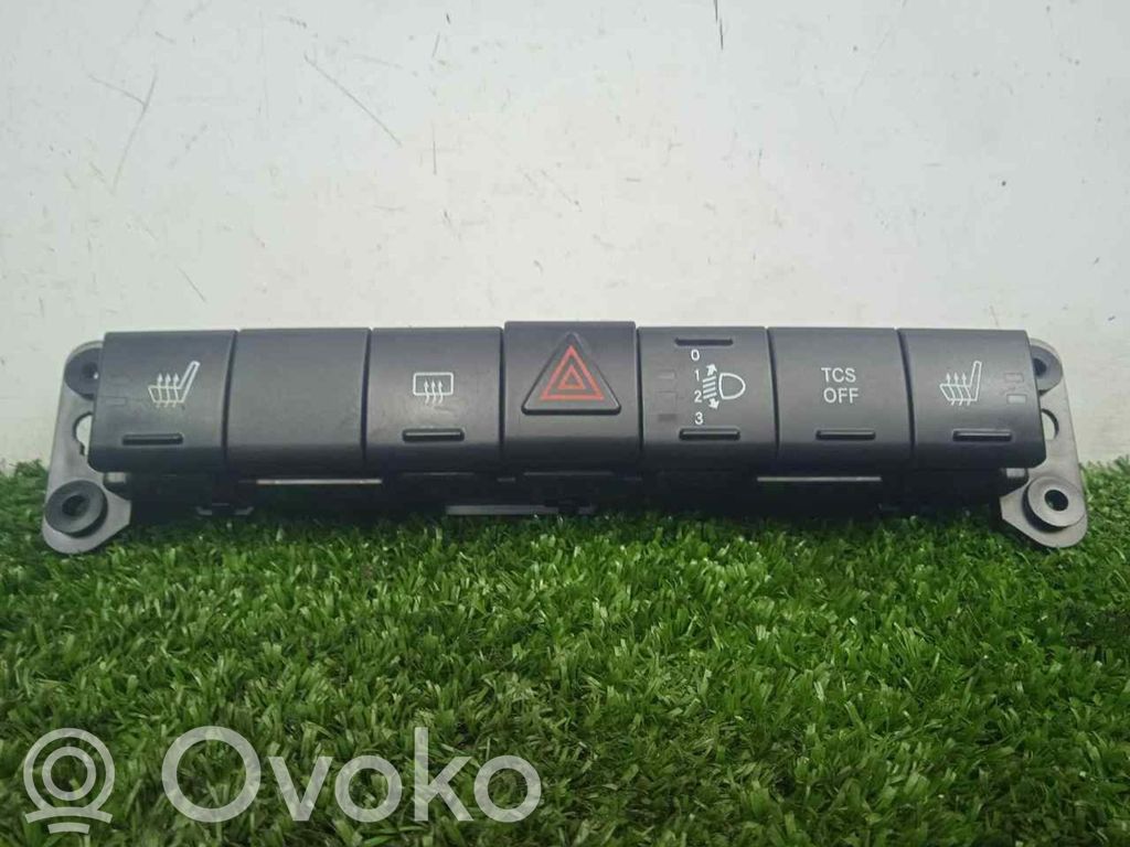 Hazard light switch