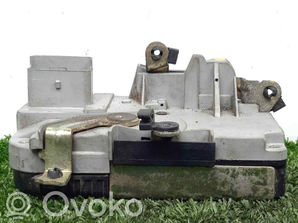 Peugeot 406 Durų spyna (dvidurio) 
