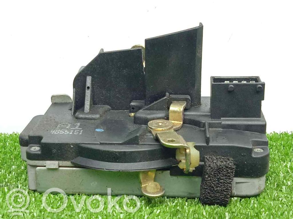 Front door lock   4855151,8PINES