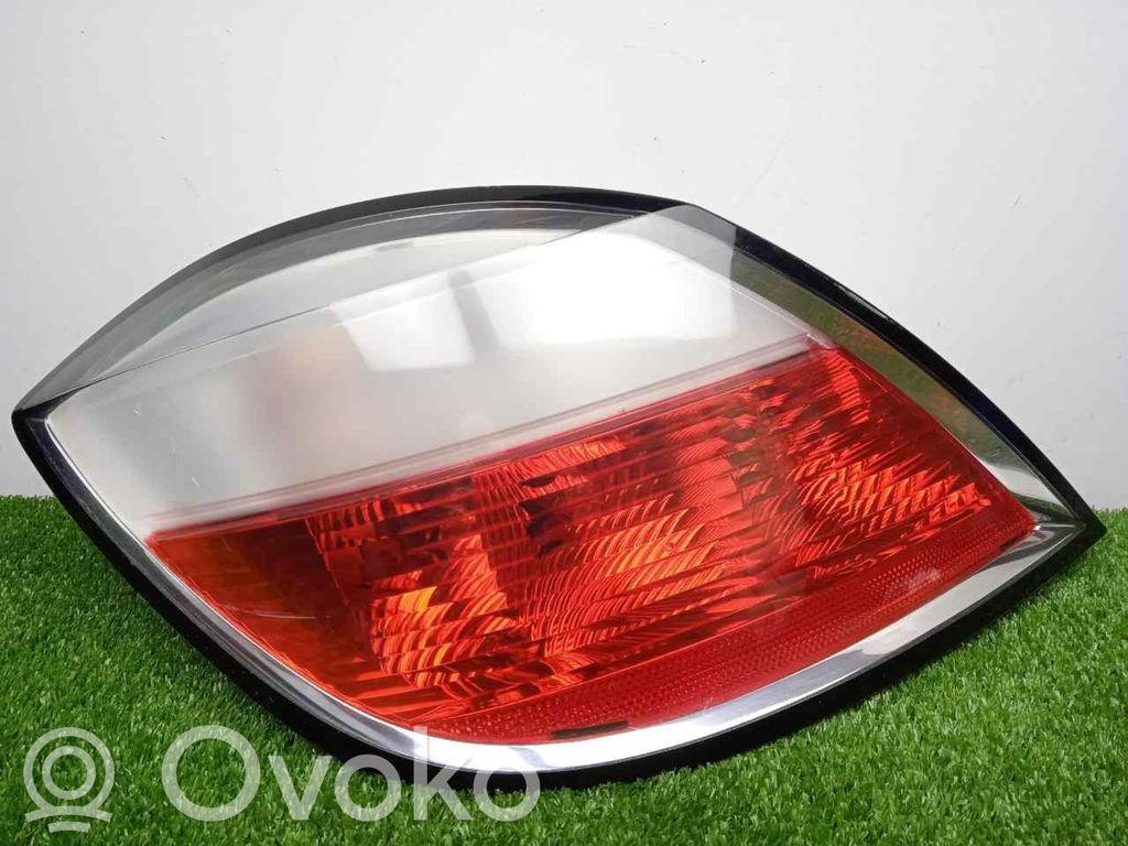 Opel Astra G Galinis žibintas kėbule 