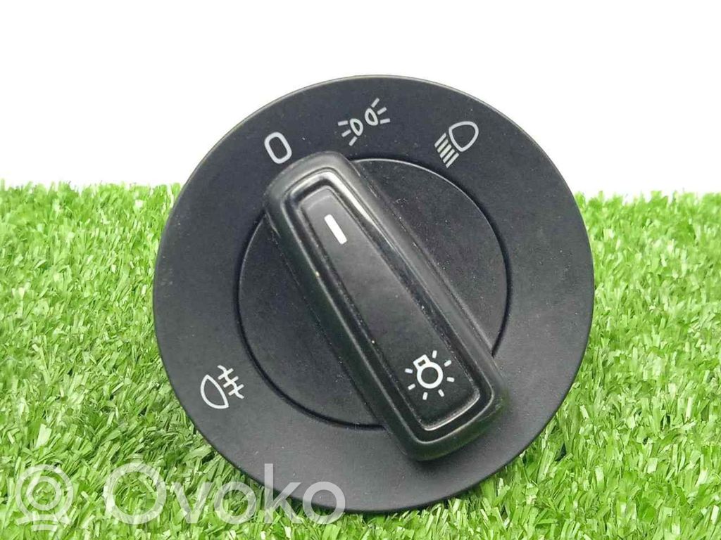 Skoda Fabia Mk3 (NJ) Multifunctional control switch/knob 