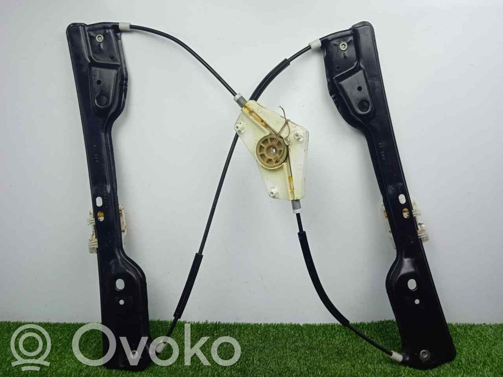 Fiat Freemont Front door manual window regulator 