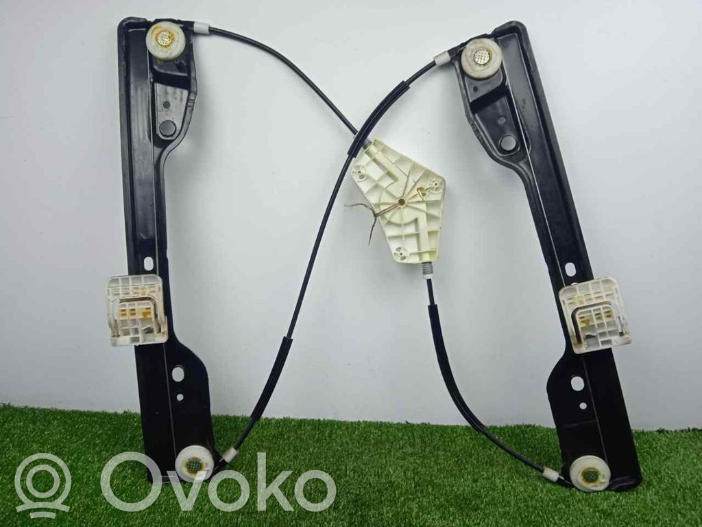 Fiat Freemont Front door electric window regulator 