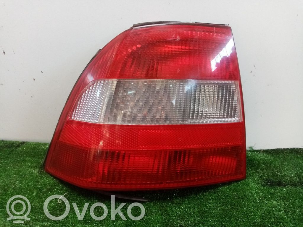 Opel Vectra B Galinis žibintas kėbule 