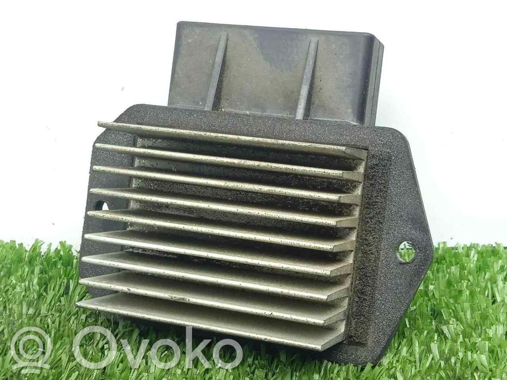 Toyota Avensis T250 Heater blower motor/fan resistor 
