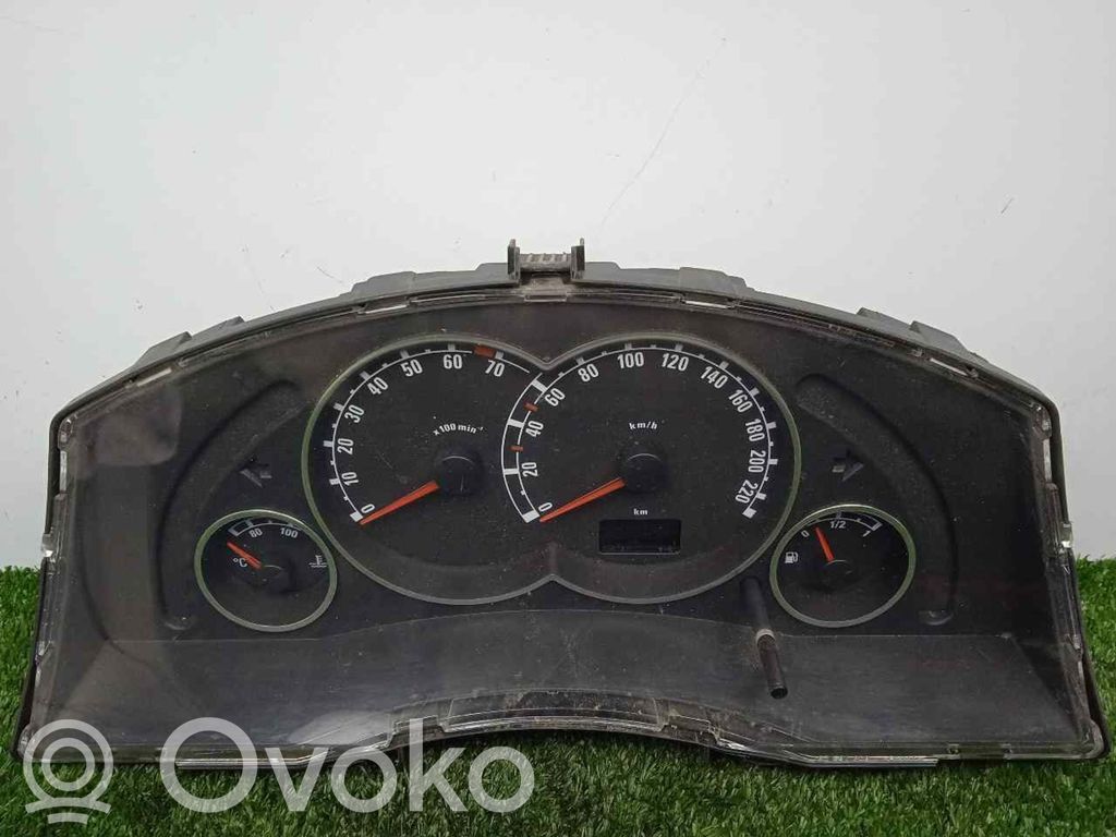 Speedometer (instrument cluster)