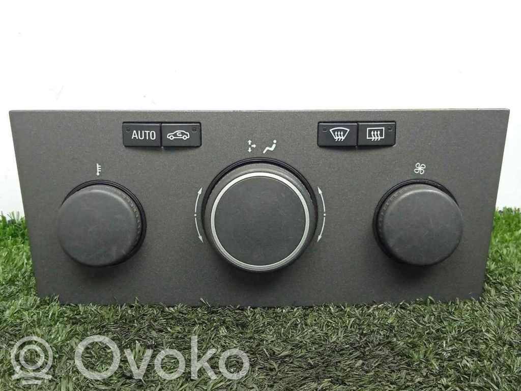 Opel Astra G Climate control unit 