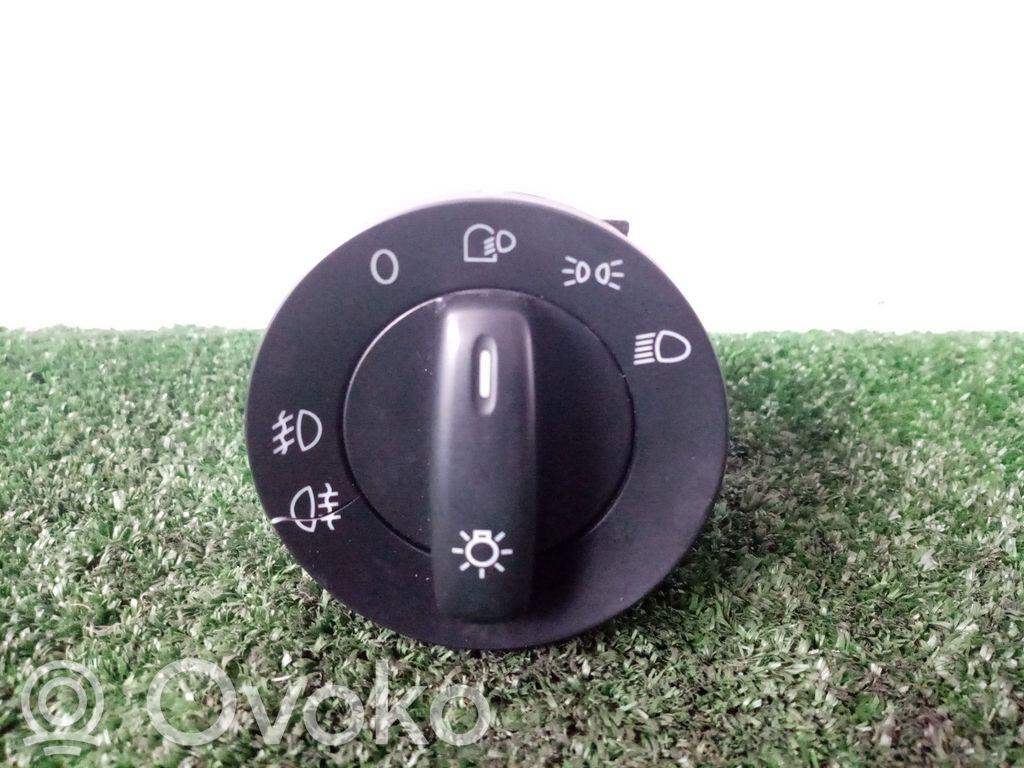 Volkswagen Passat Alltrack Multifunctional control switch/knob 