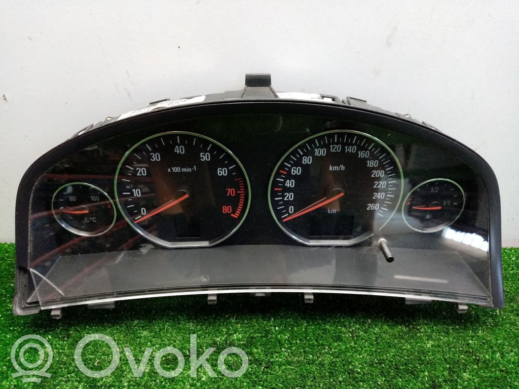 Speedometer (instrument cluster)   VDO