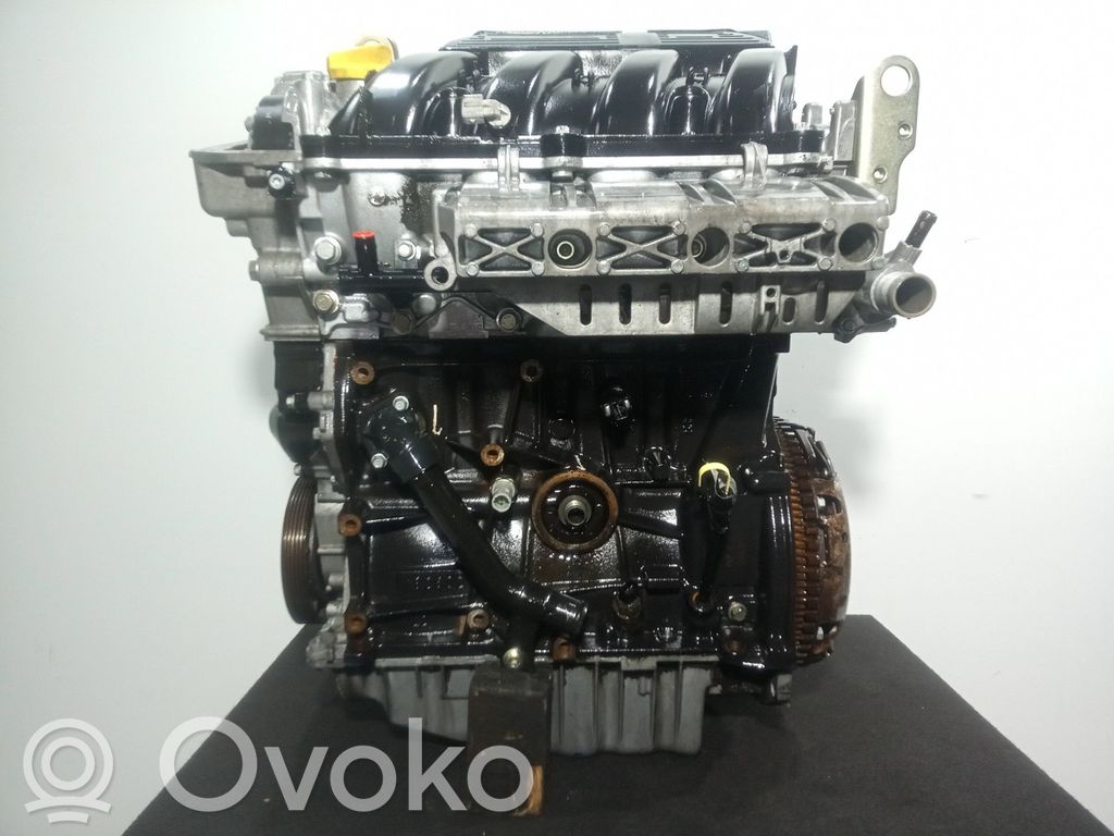 Moottori   F4P773,120CV