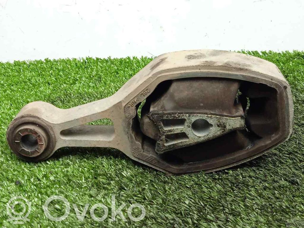 Soporte de montaje del motor   9815650580