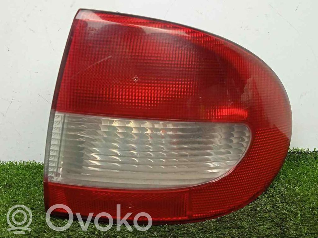 Rear/tail lights   SINREFERENCIA,2SERIEEXTERIOR,4PUERTAS